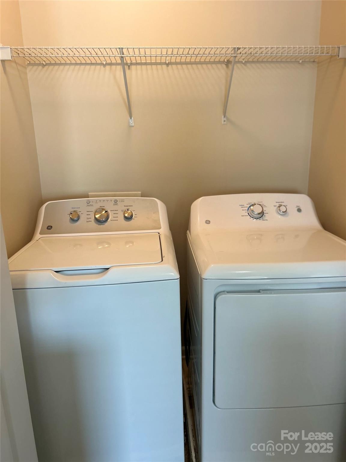 Reavencrest - Residential Lease