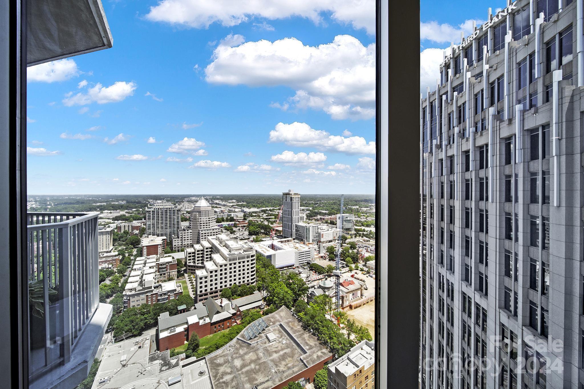 Avenue Condominiums - Residential