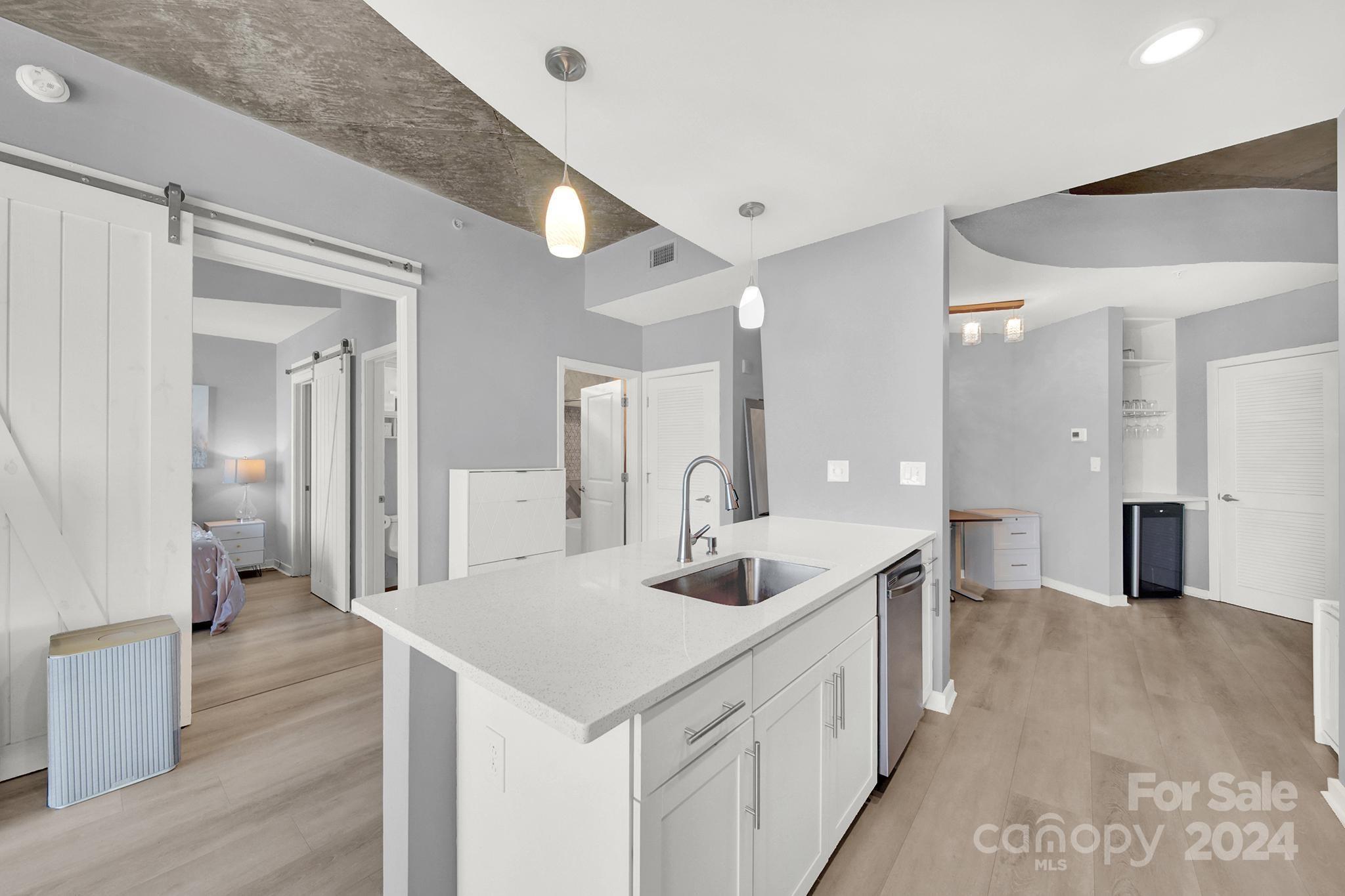 Avenue Condominiums - Residential