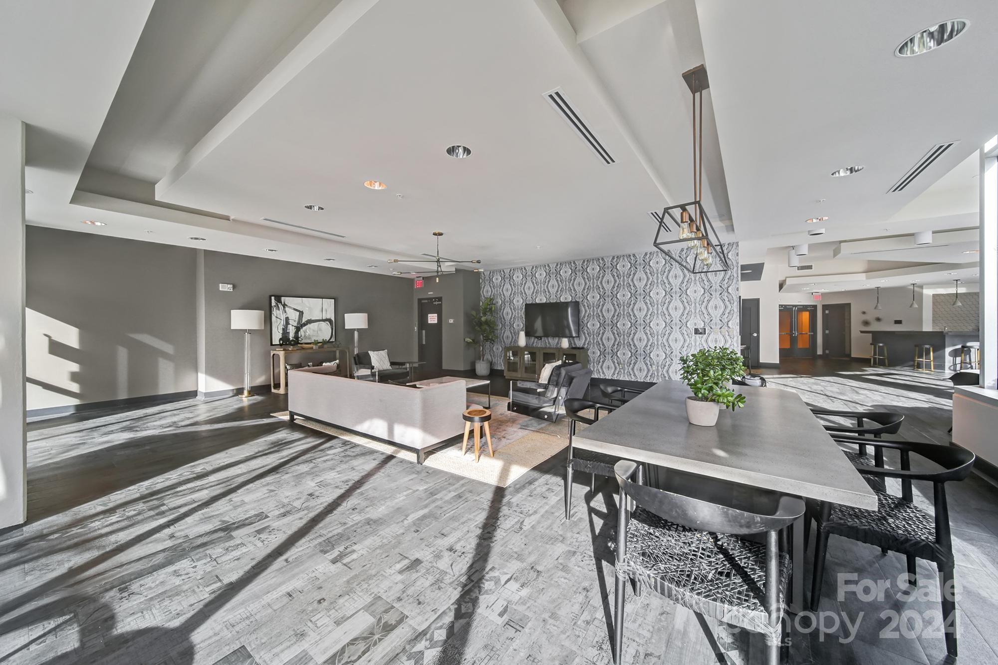 Avenue Condominiums - Residential