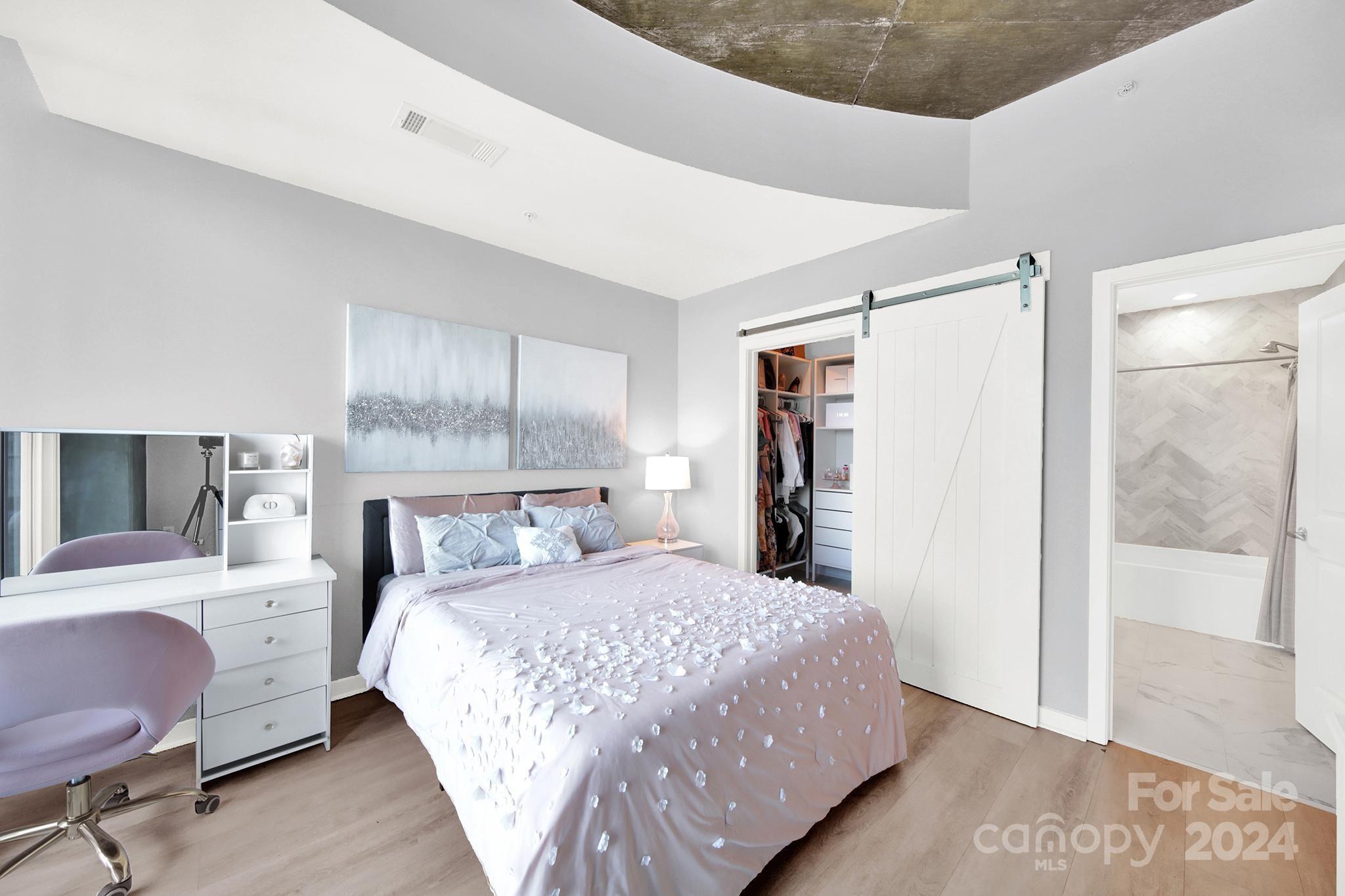 Avenue Condominiums - Residential