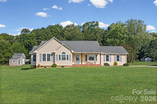 112 BANKHEAD RD, SHELBY, NC 28152 - Image 100e9bc1d424800a7fcbe2c138e12bd6/3612020436