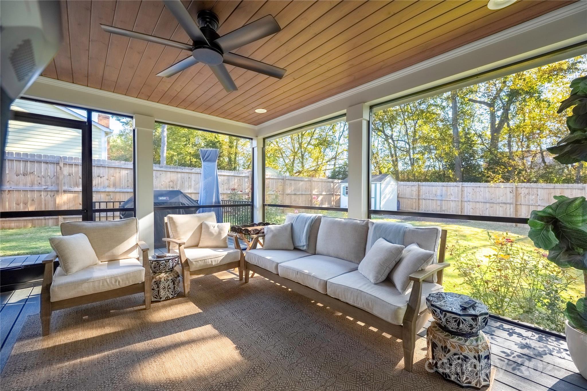 2526 Turnberry Lane