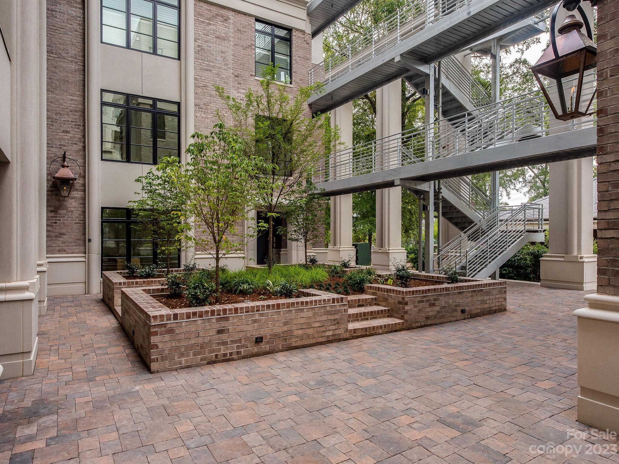 Myers Park - Residential