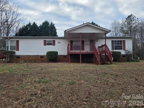 Photo of 1044 Rabbit Trail, Gastonia, NC 28052 (MLS # 4334931)