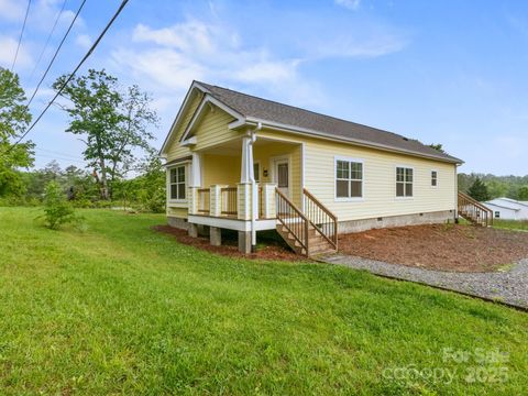 1508 Pennsylvania Avenue Hendersonville NC 28739