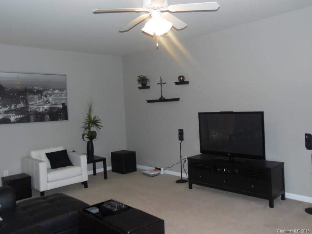 Riverwalk - Residential