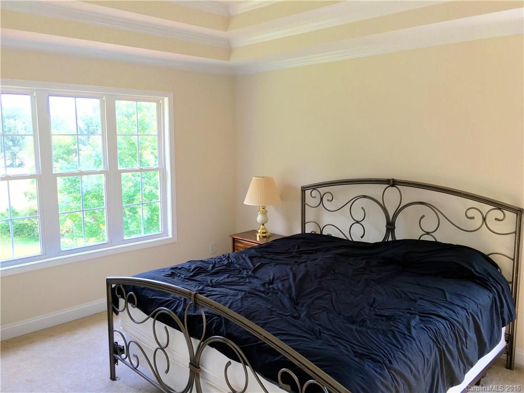 Hunters Trace - Residential