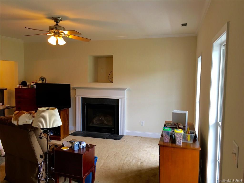 Hunters Trace - Residential