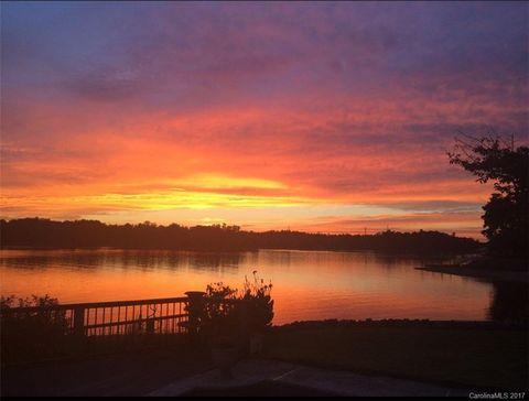 A home in Lake Wylie