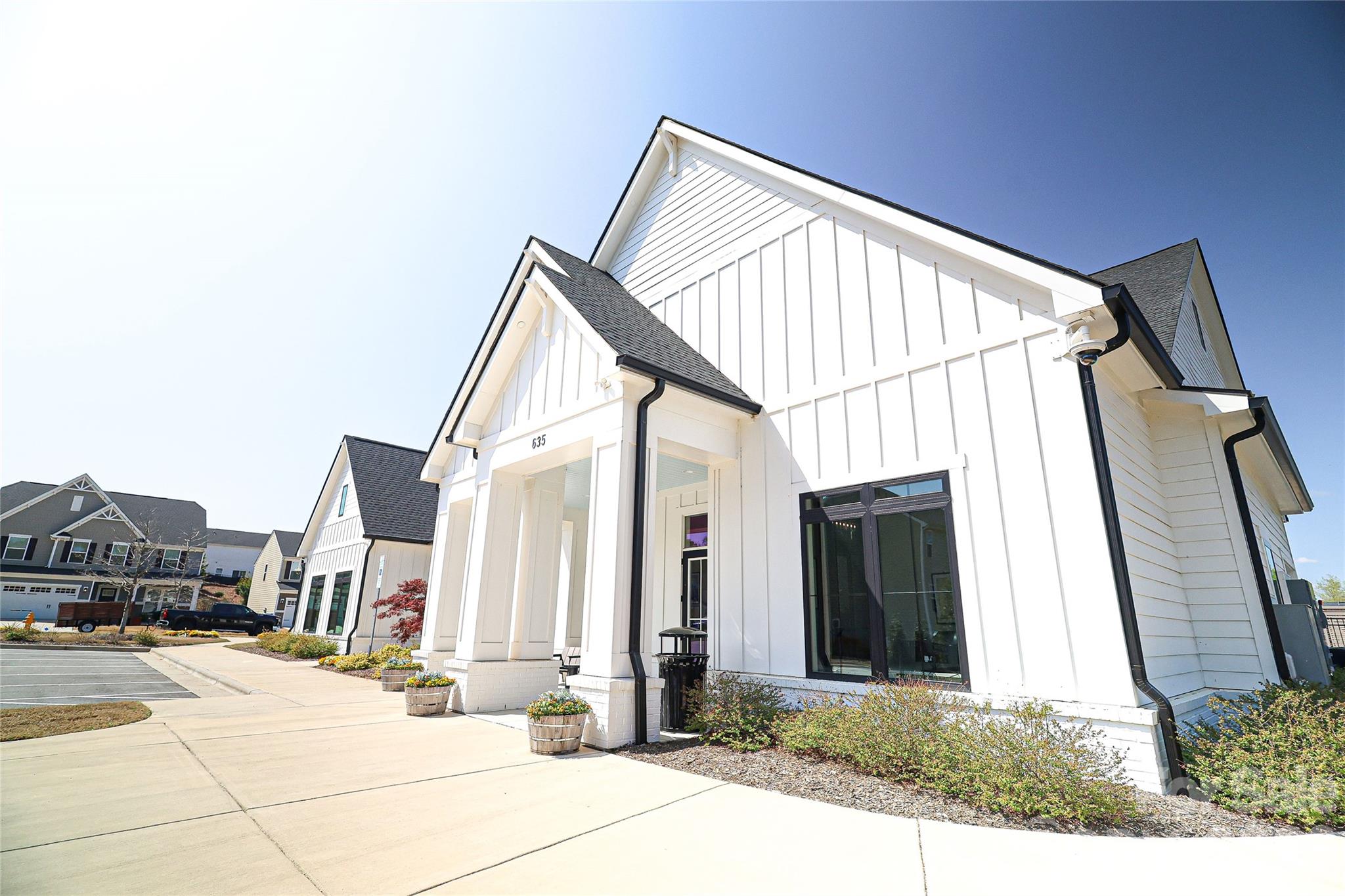 Rivercross - Residential