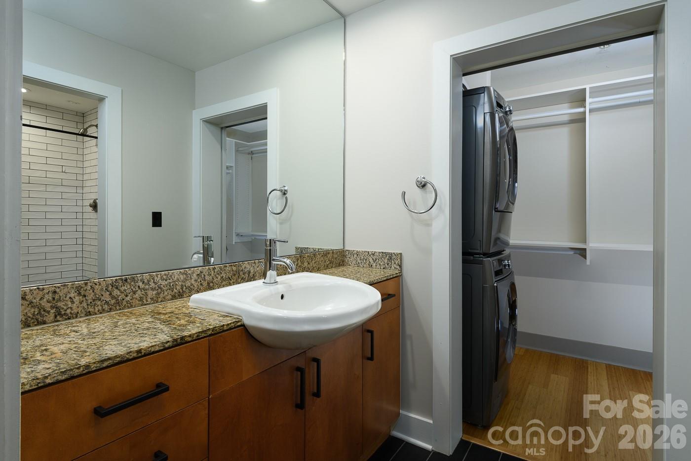 Courtside - Residential