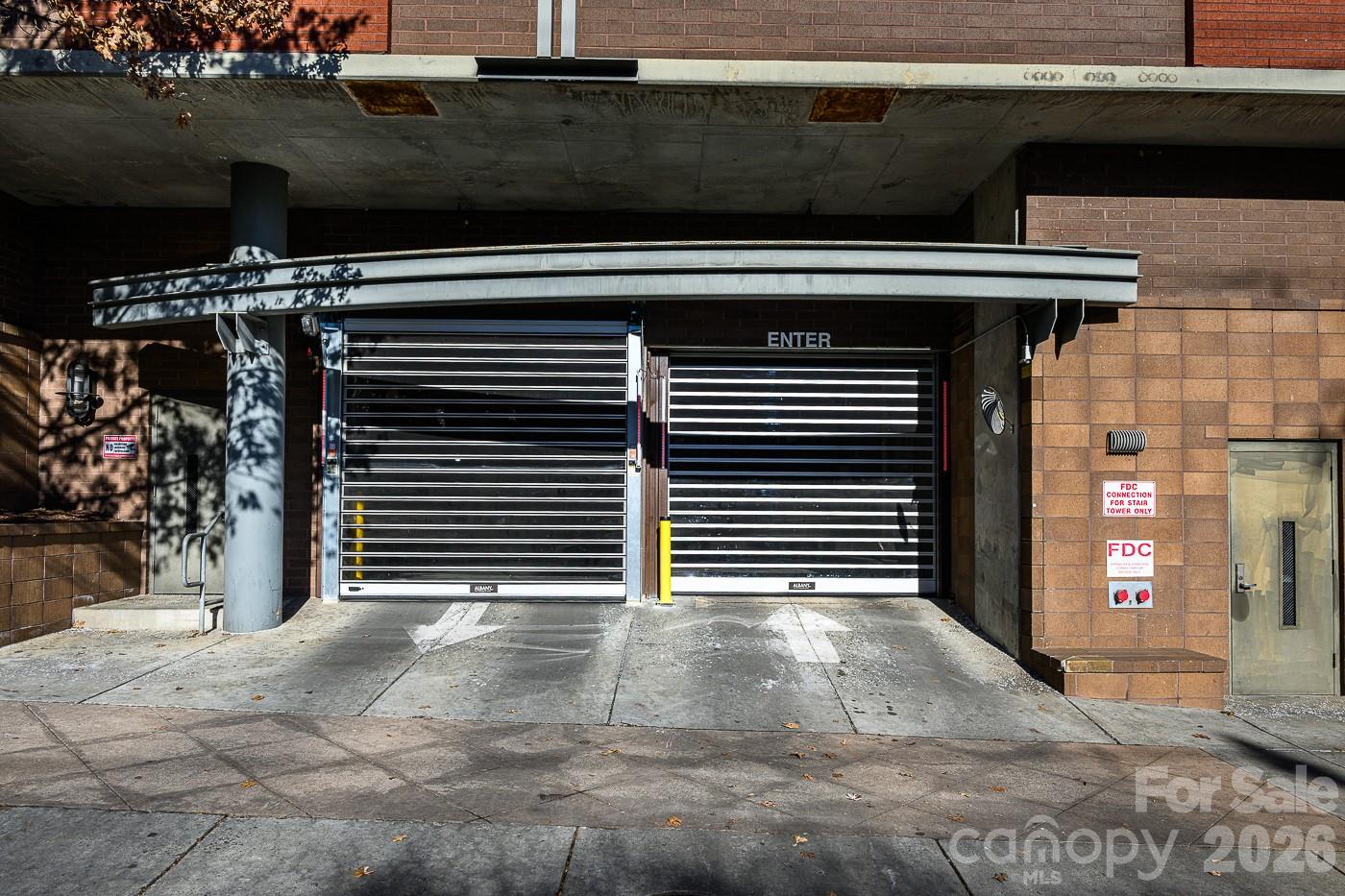 Courtside - Residential