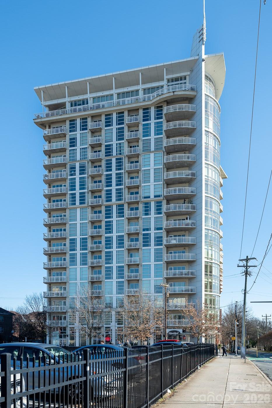 Courtside - Residential