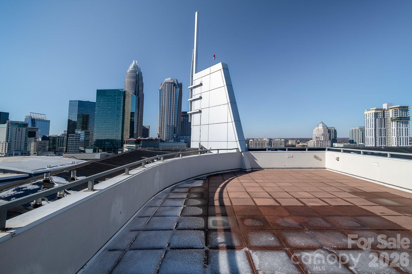 Courtside - Residential