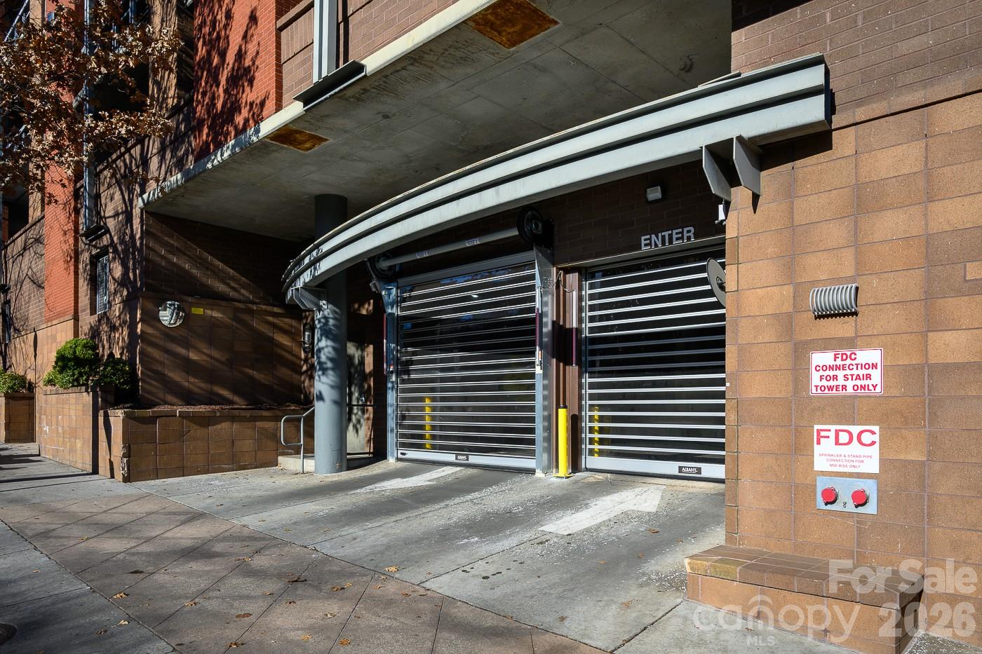 Courtside - Residential