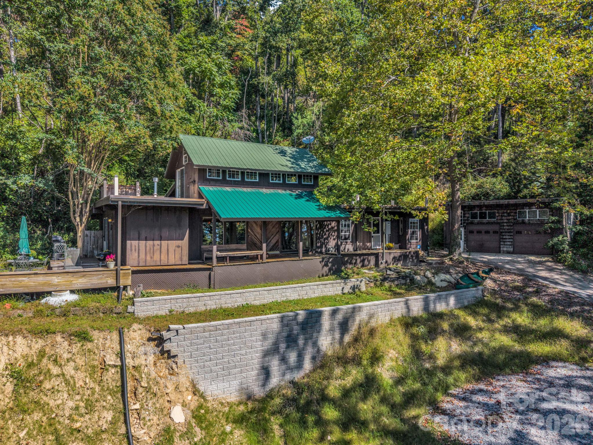500 E Poplar Drive