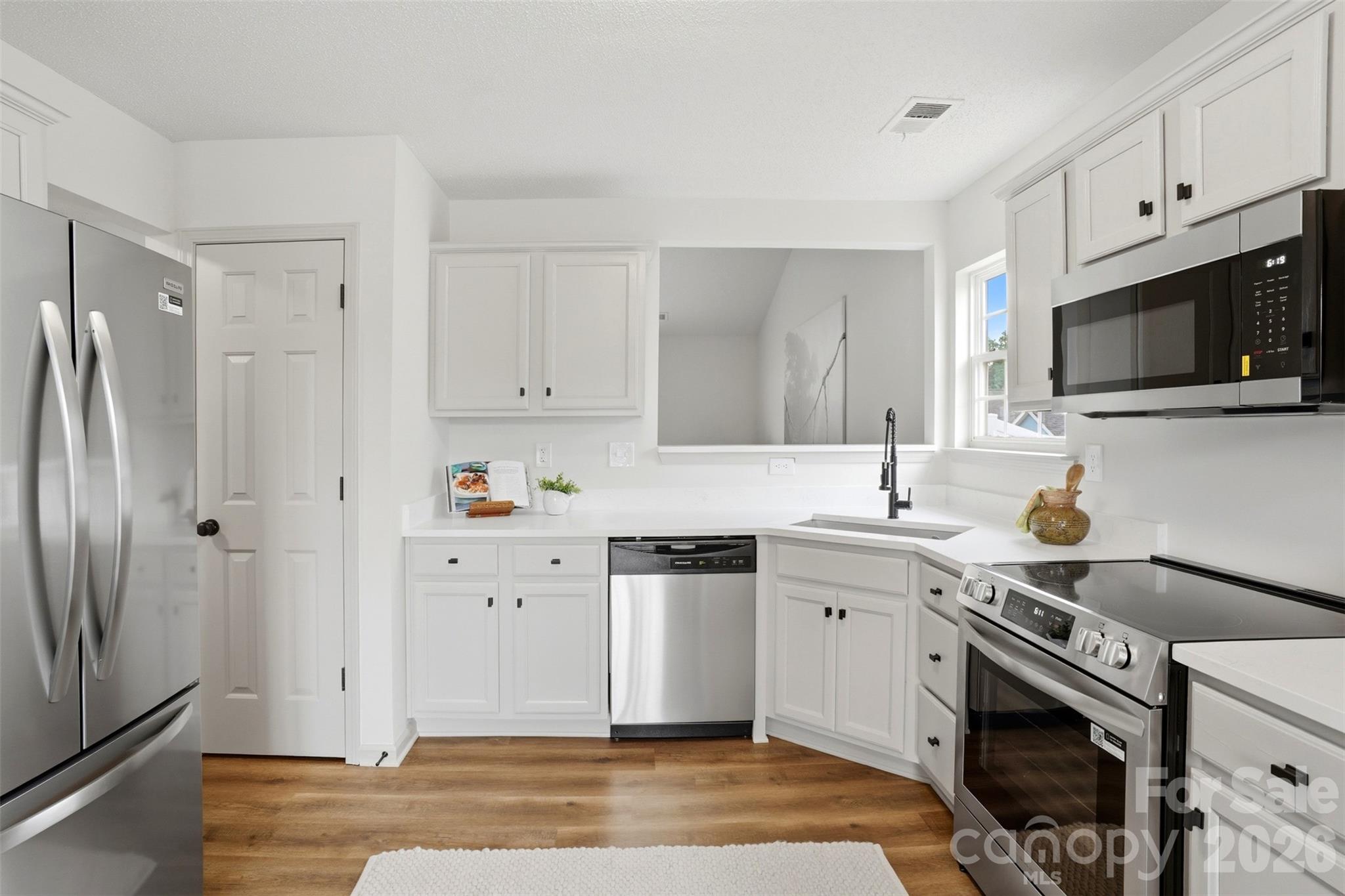 Arvin Meadows - Residential