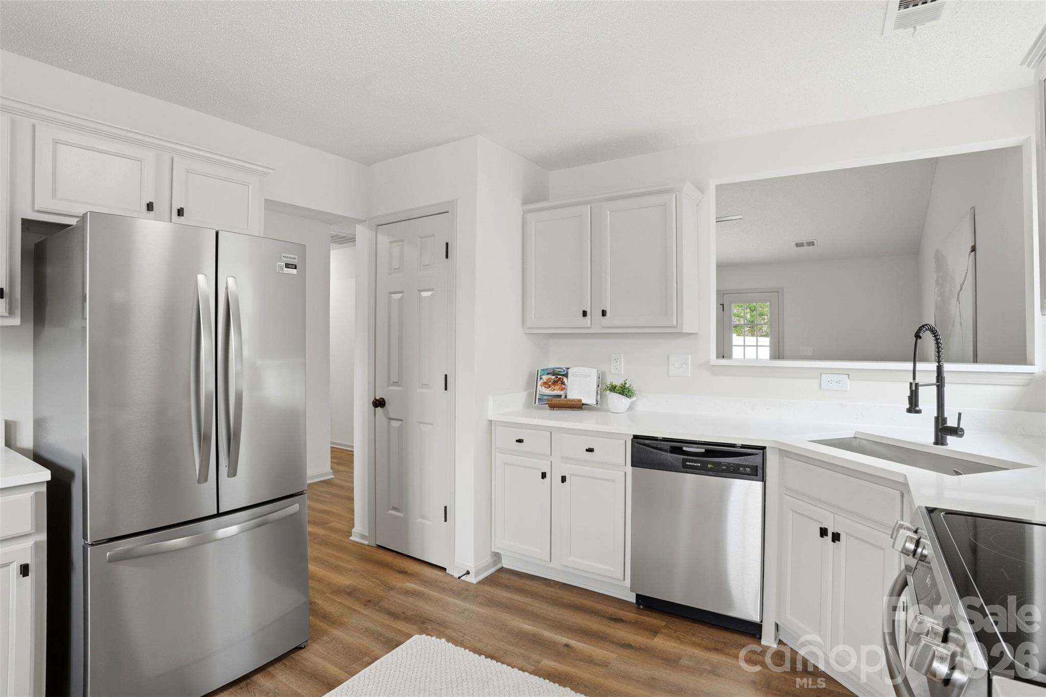 Arvin Meadows - Residential