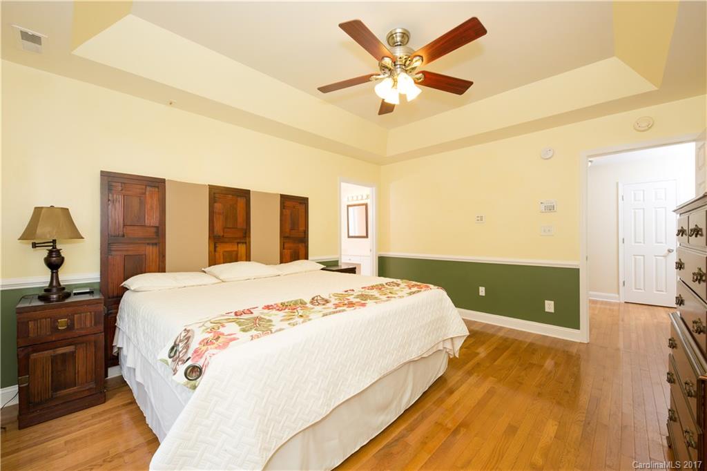 Henrys Orchard - Residential