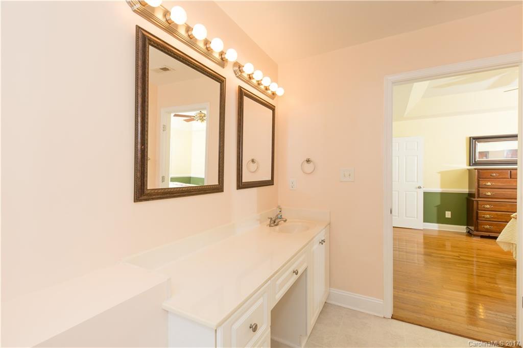 Henrys Orchard - Residential