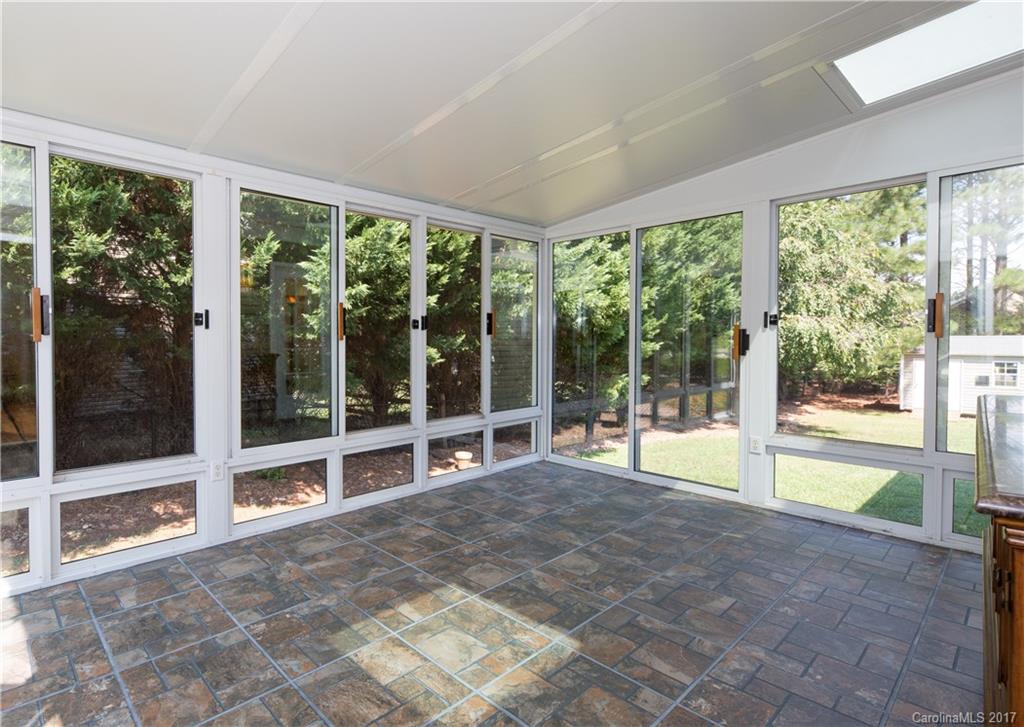 Henrys Orchard - Residential