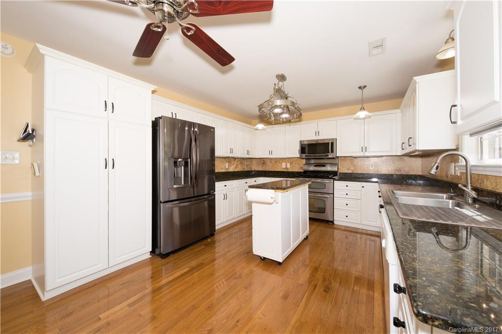 Henrys Orchard - Residential