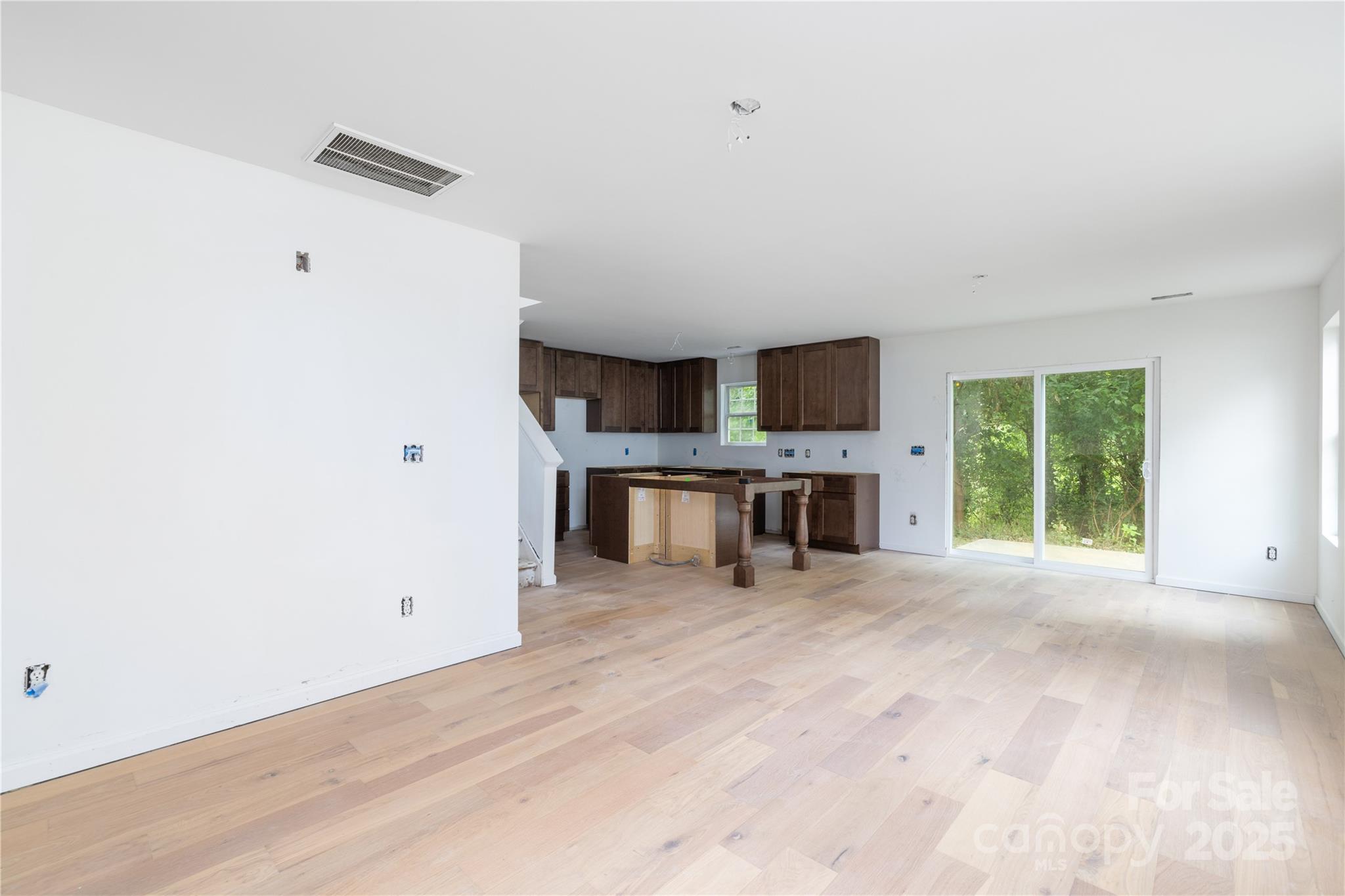 5208 Elizabeth Road