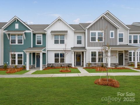 11439 Prosperity Church Road Huntersville NC 28078