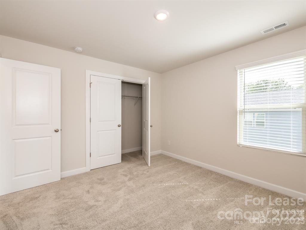 Larkhaven Hills - Residential Lease