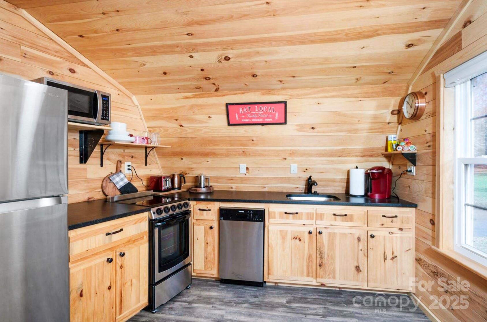 1234 Upper Brush Creek Road