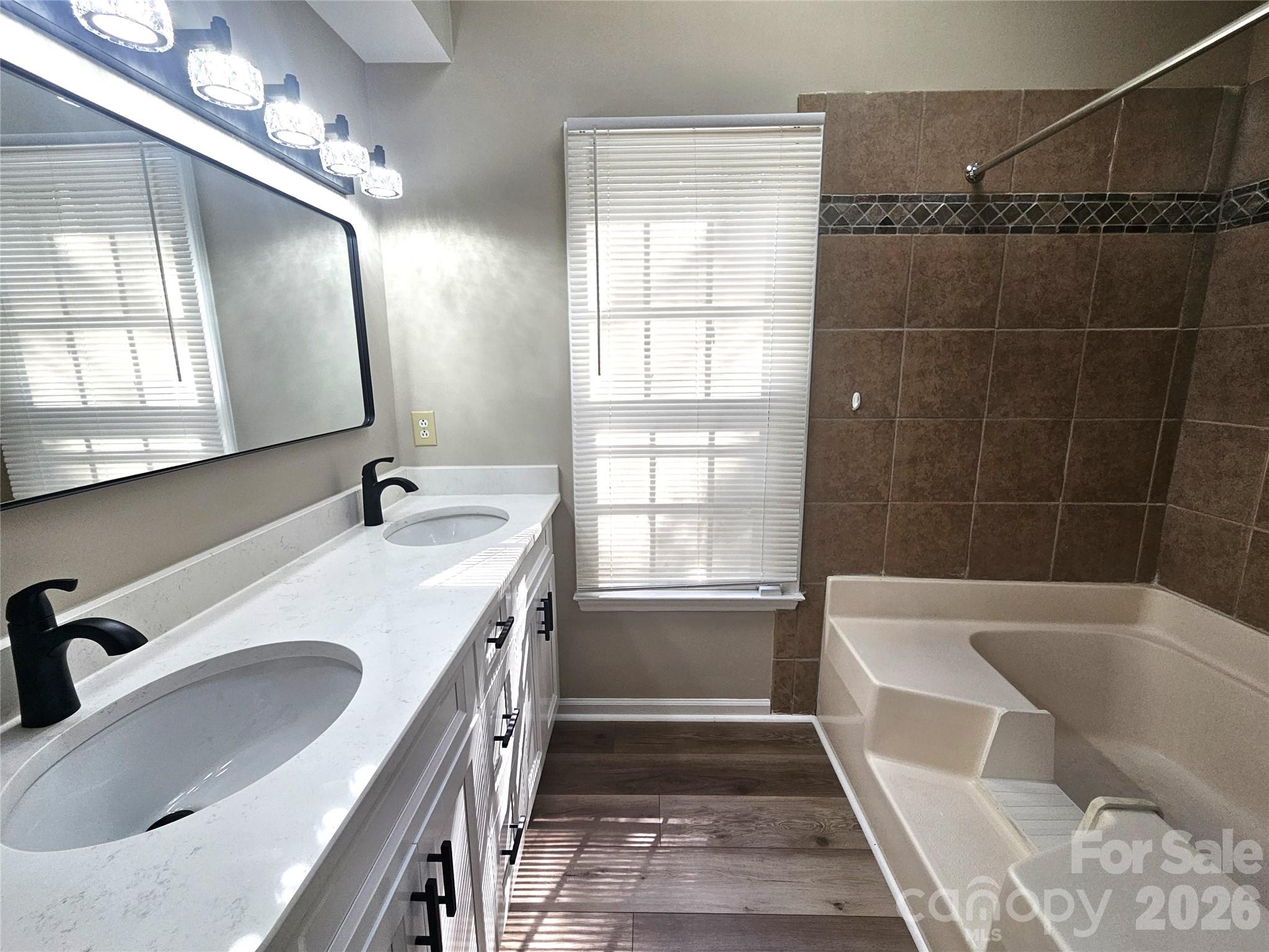 Glenwood Manor - Residential