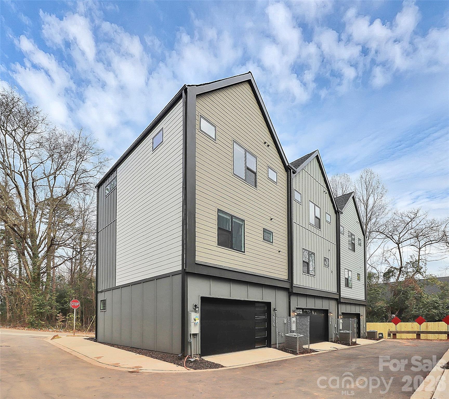 Residences at Oakview - Residential