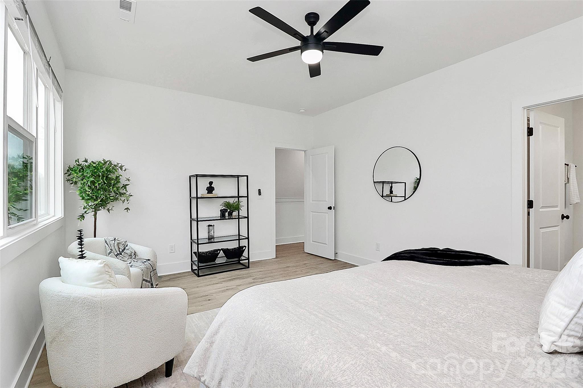 Residences at Oakview - Residential