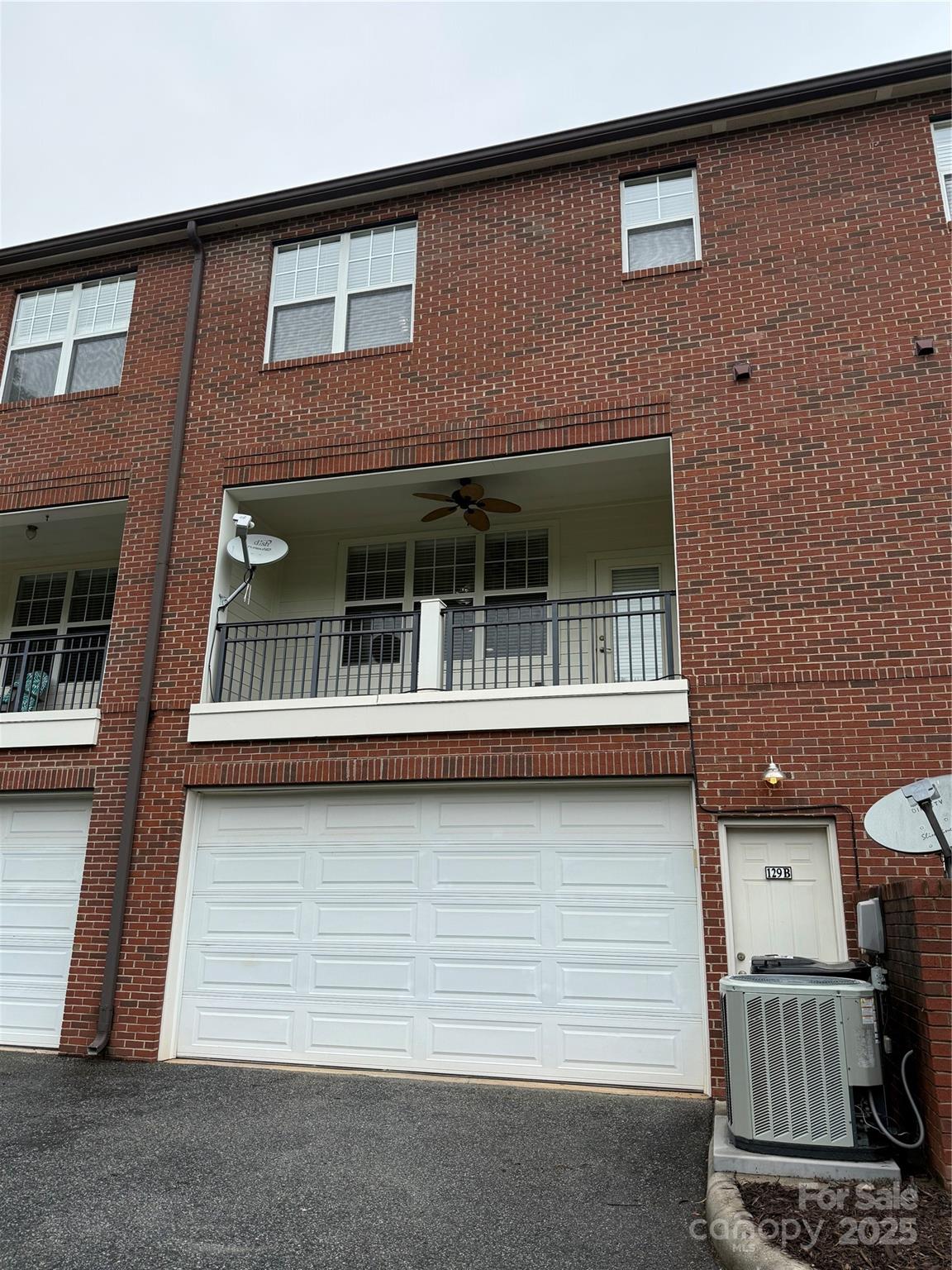 129 Steinbeck Way