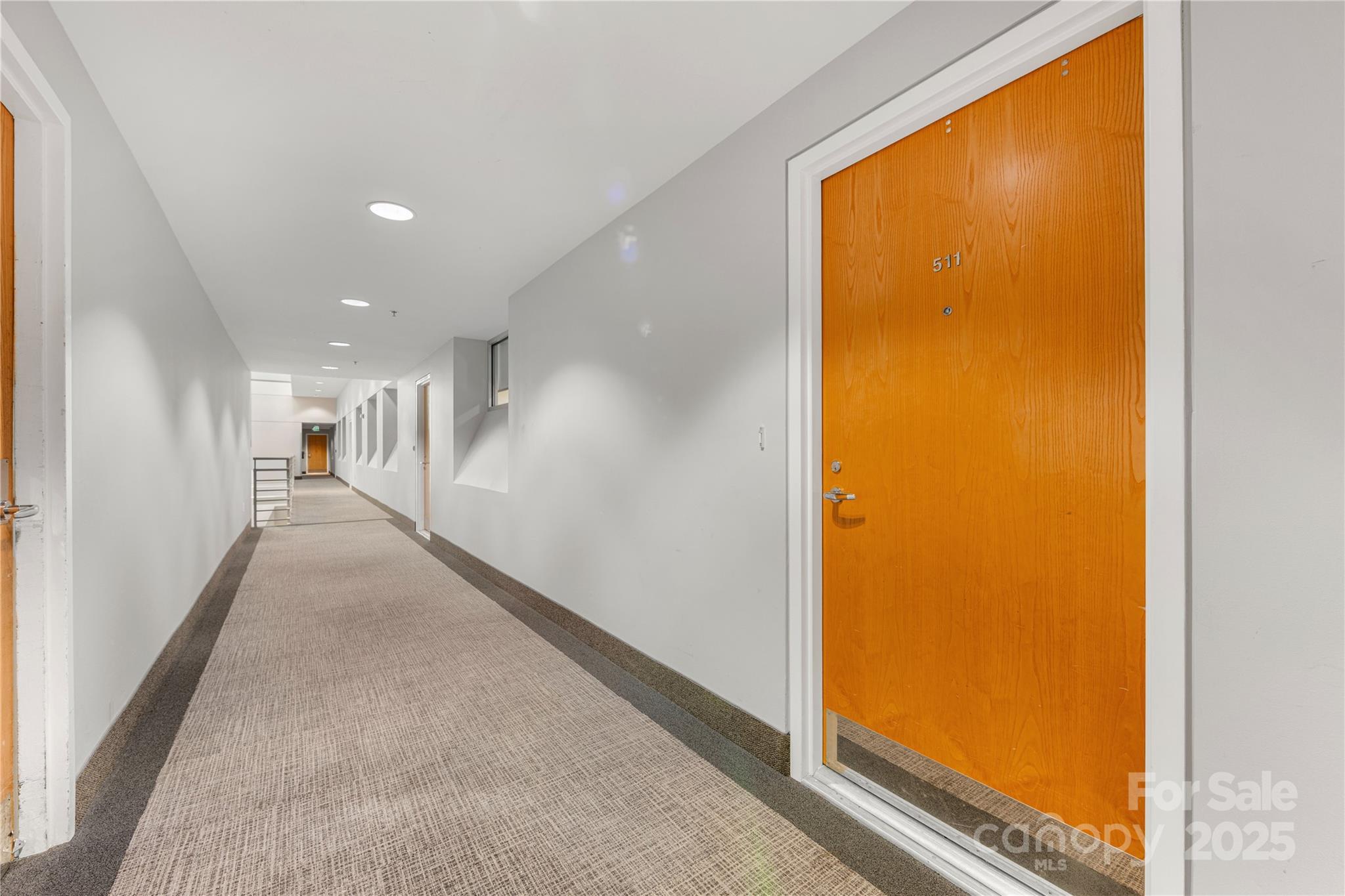 127 N Tryon Street 511
