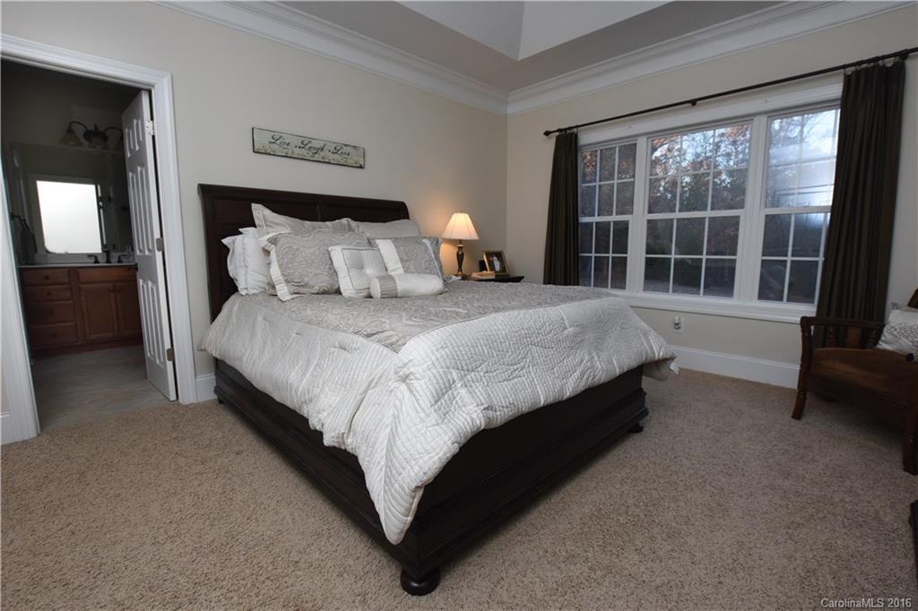 Eagle Glen - Residential