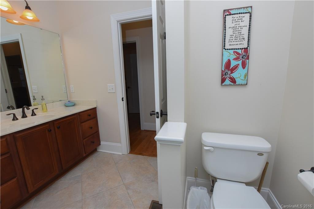 Eagle Glen - Residential