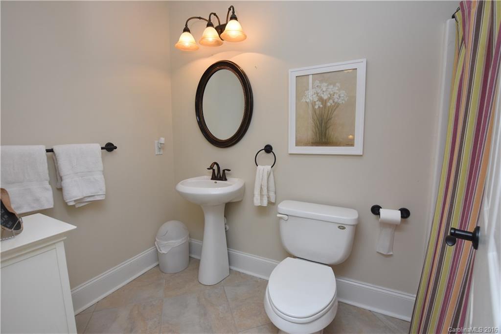 Eagle Glen - Residential