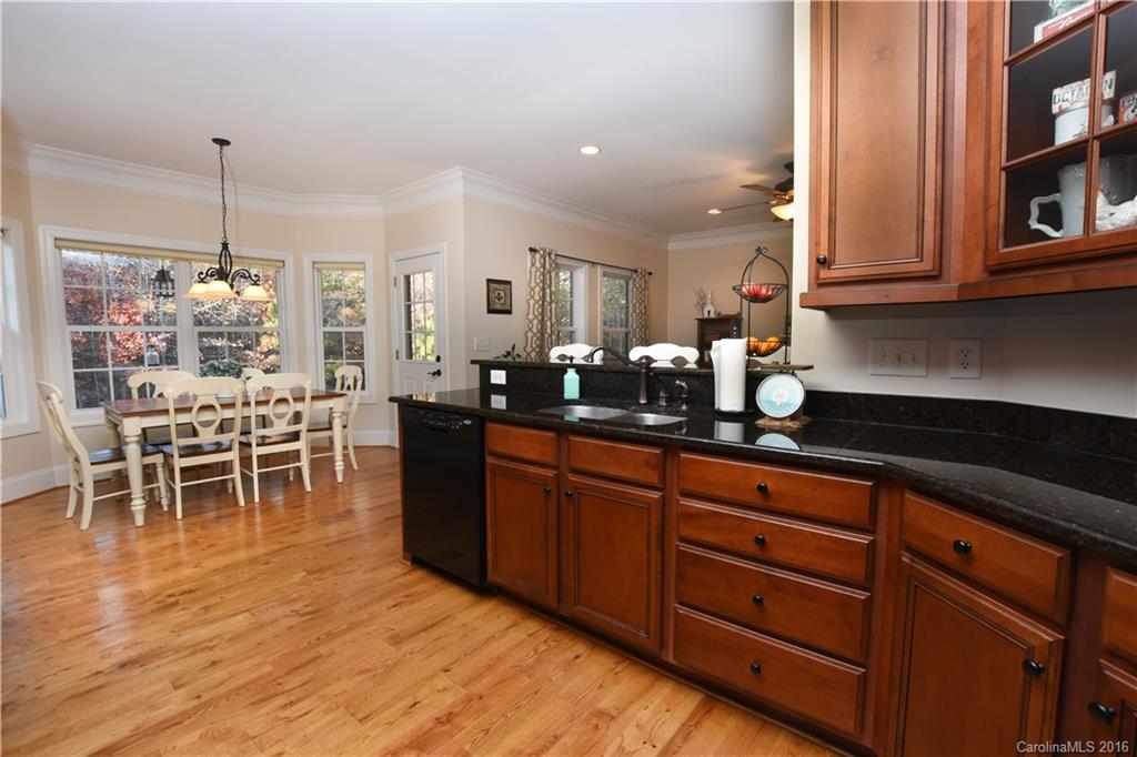 Eagle Glen - Residential