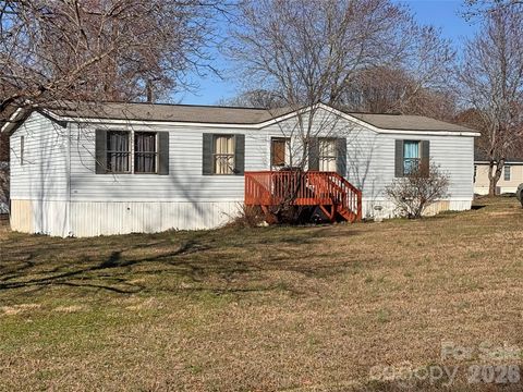 150,197,201,202 Golden Oaks Lane Ellenboro NC 28080