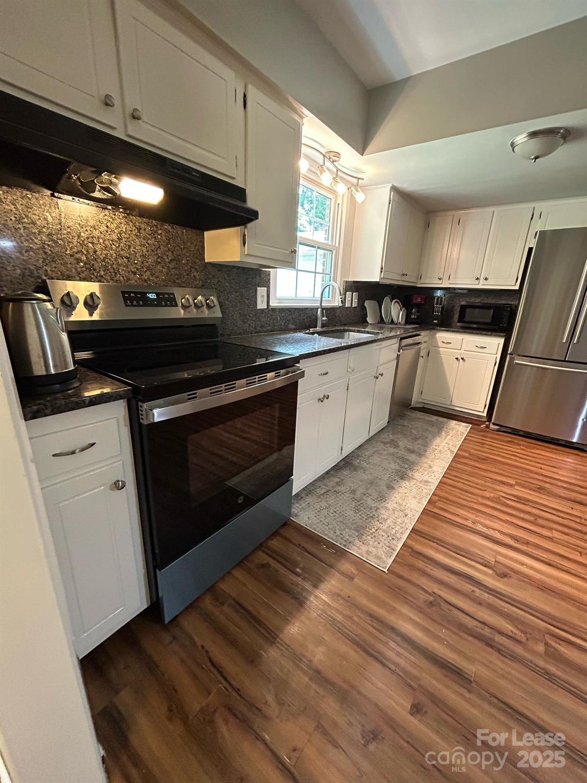 East Forest - Residential Lease