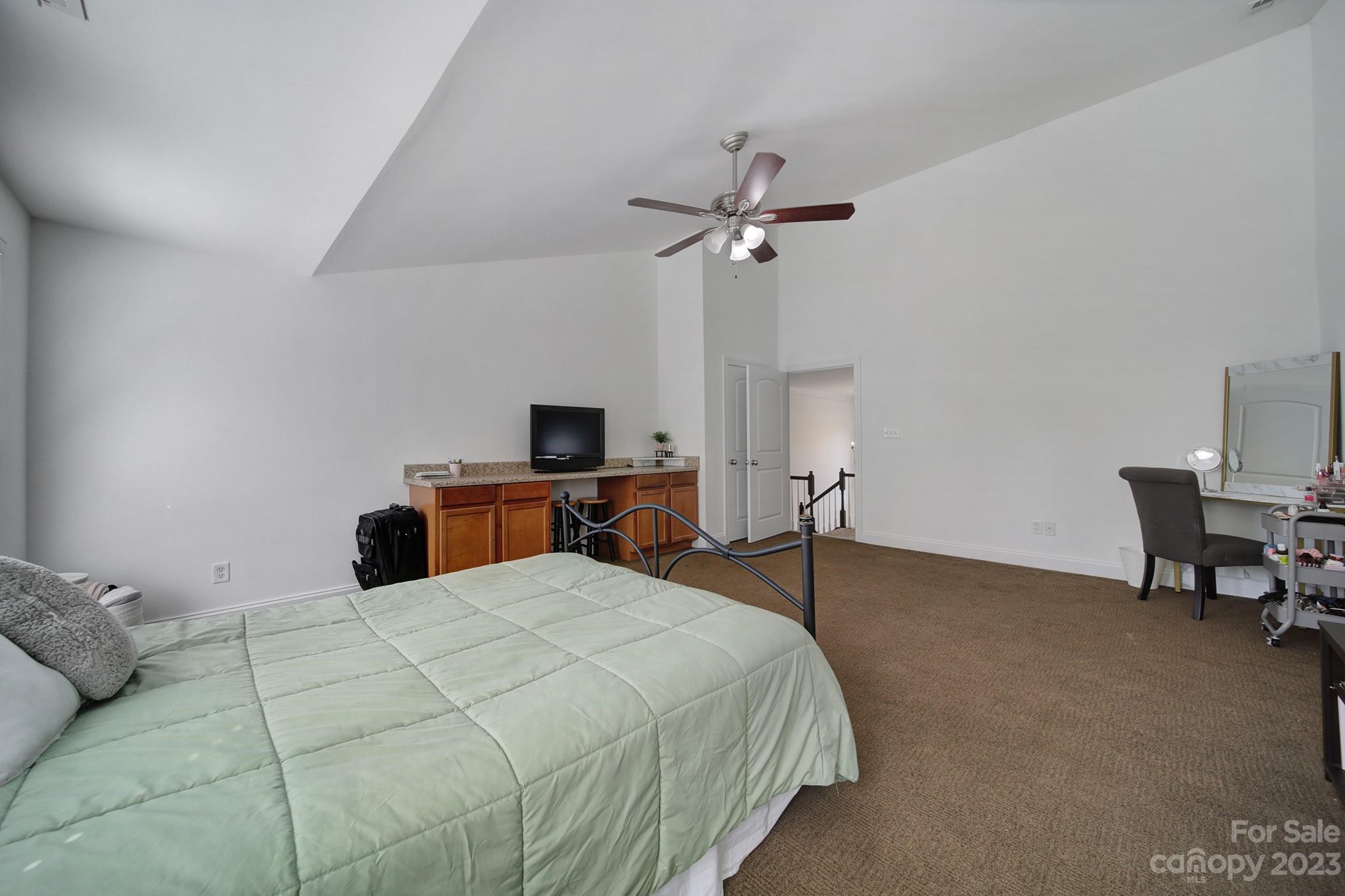 Knightsbridge - Residential