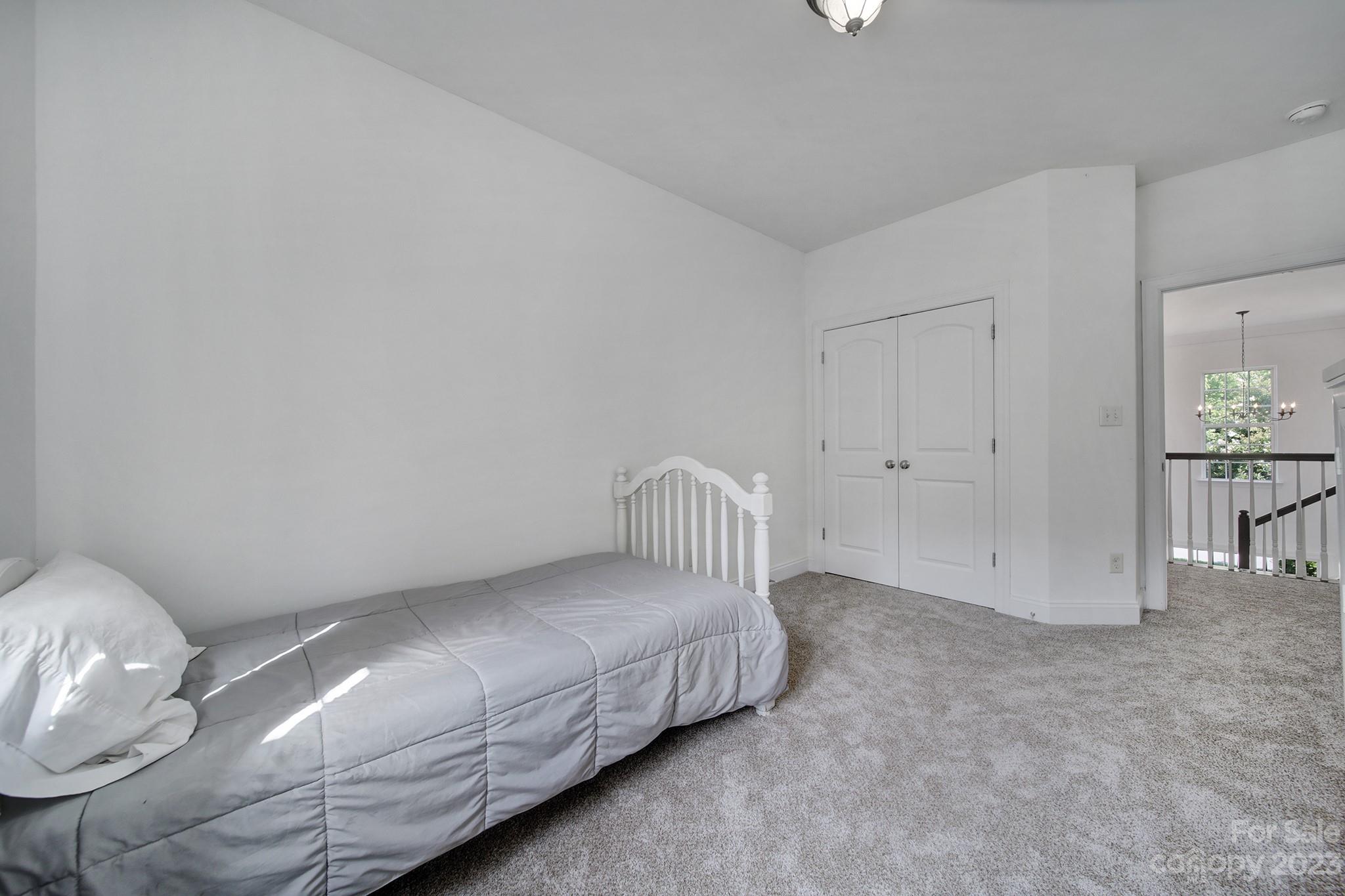 Knightsbridge - Residential