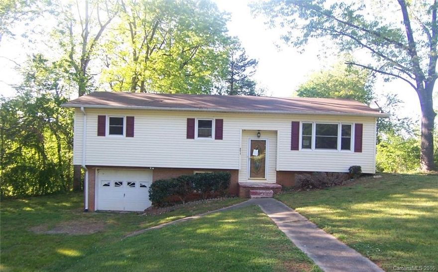 Nice 3 BR 1.5 Ba home in nice neighborhood. Convenient to I-40, Morganton & Hickory. 3 BR's & both baths on main level & Nice LR, Kit & Dining area. Play room/rec room in basement appears to be heated & cooled. However, HVAC system has not been tested. Nice yard, private back yard & wrap-around deck. Being sold "AS-IS." Pre-qualification letter required with all offers. 3% Earnest money required and cash offers require 10% down payment! Please allow 2-3 business days for Seller to respond.