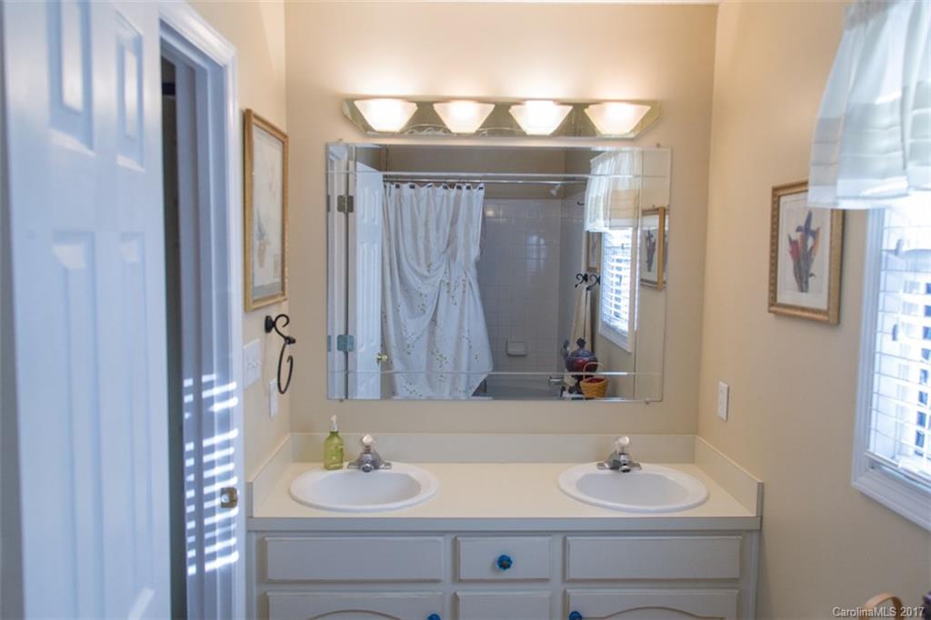 Oak Creek - Residential