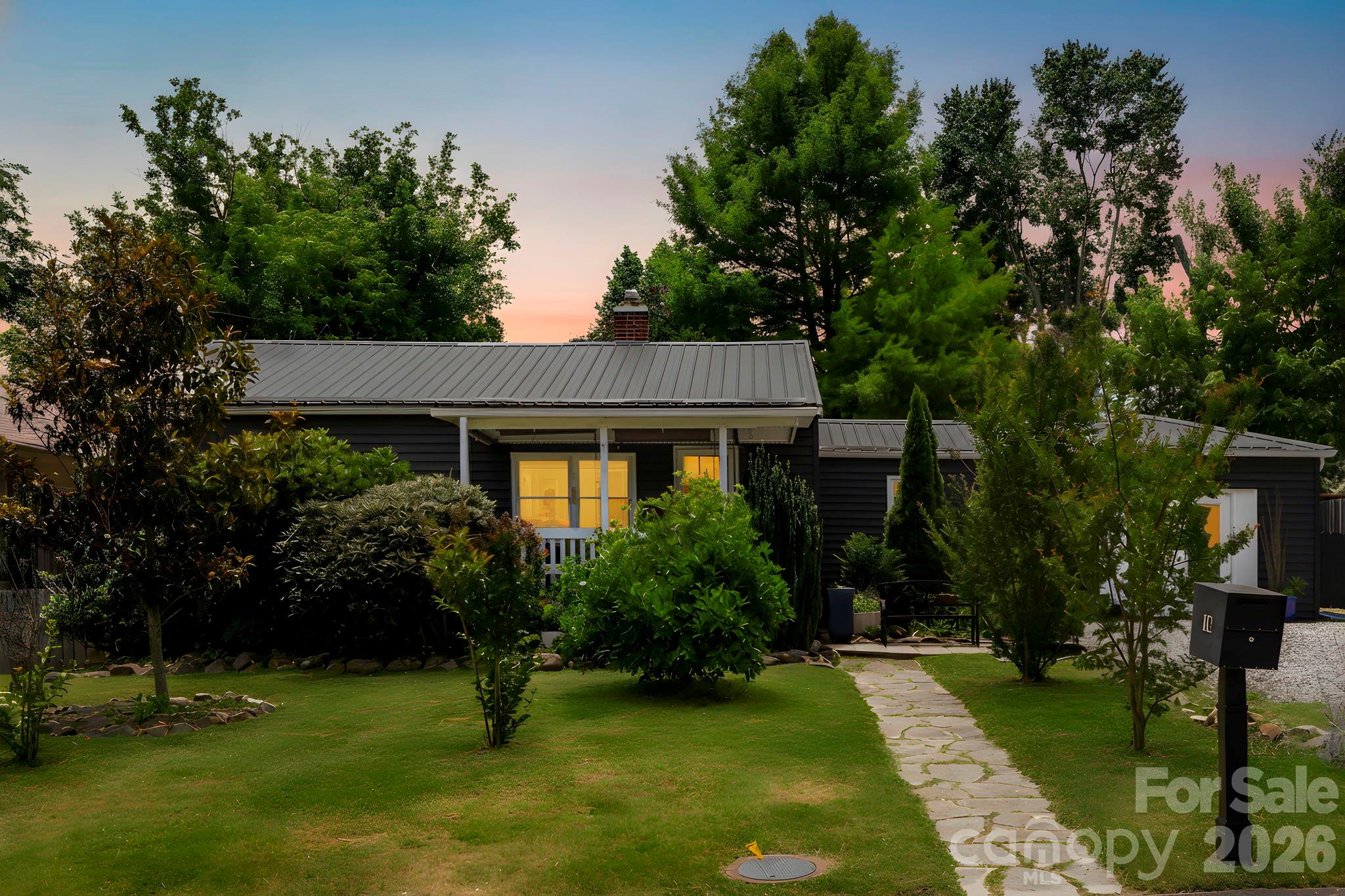 Photo 1 of 27 — 10 Eola Avenue, Asheville, NC 28806