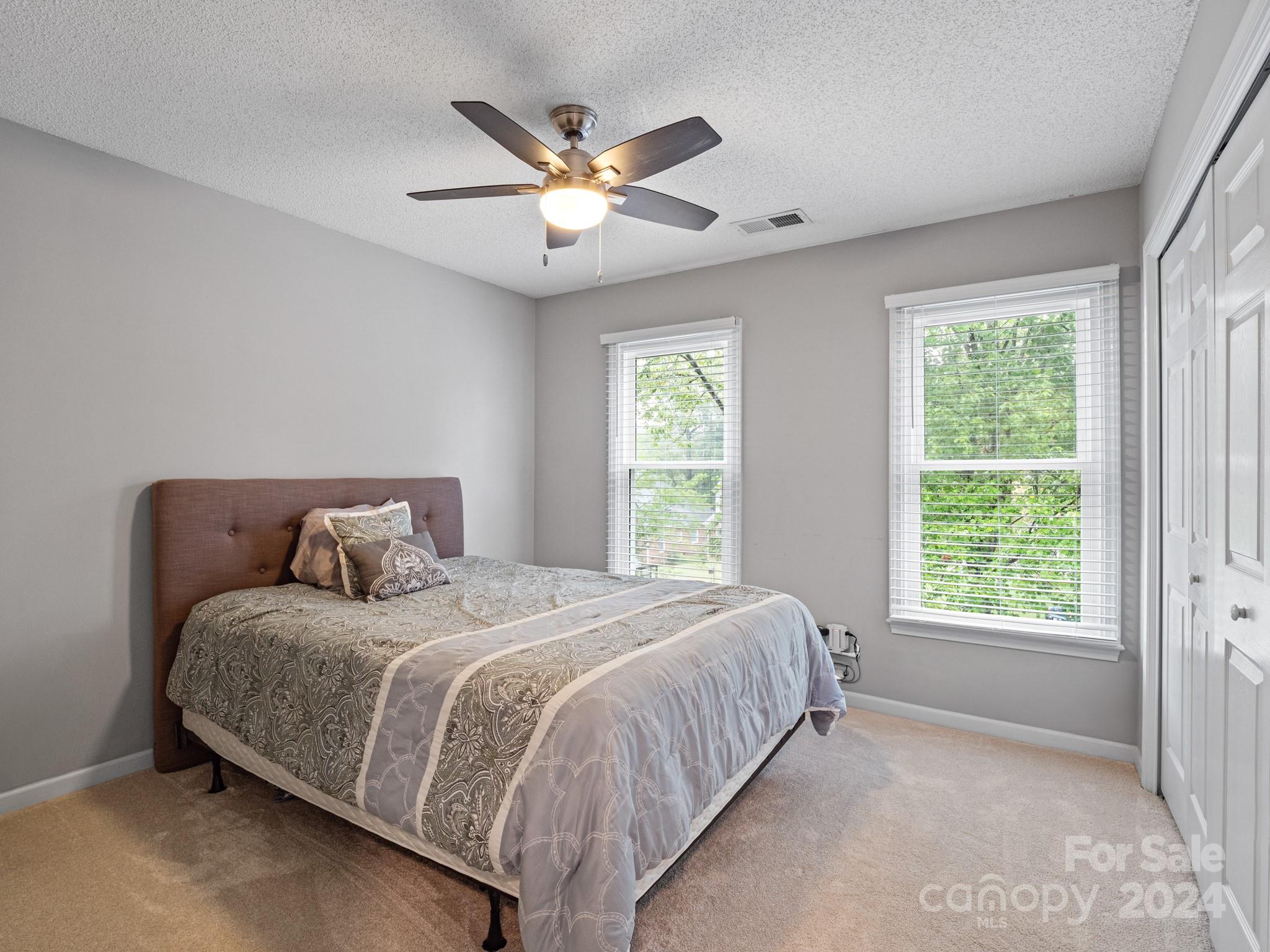 Lantern Green - Residential