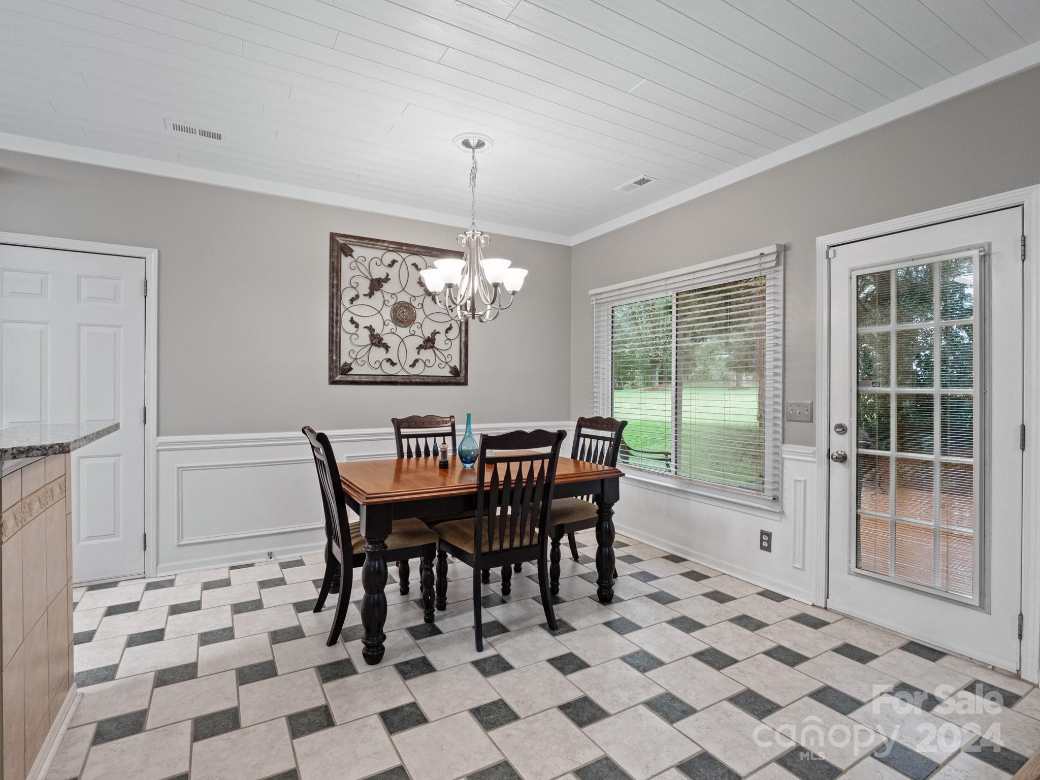 Lantern Green - Residential