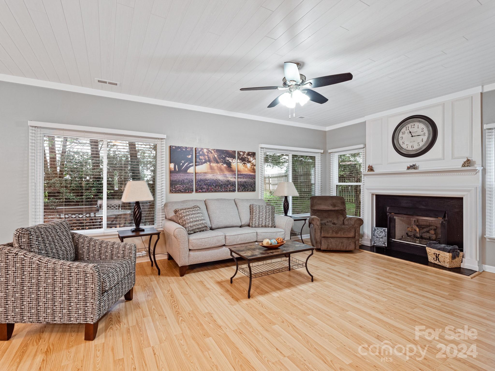 Lantern Green - Residential